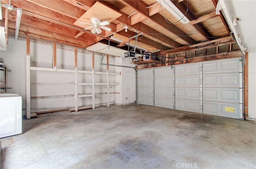 Building Photo - 12041 Stonegate Ln