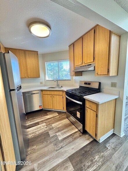 Building Photo - 2519 Sunny Slope Dr