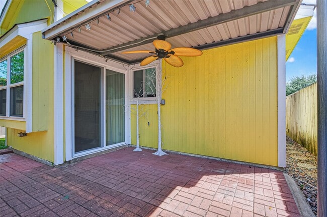 Building Photo - 11525 Teaside Dr