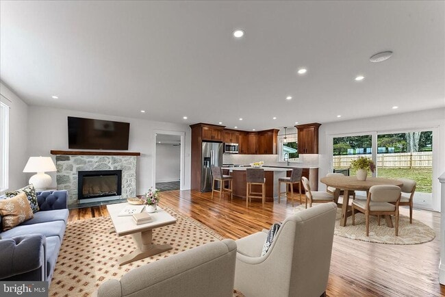 Building Photo - 919 S Concord Rd