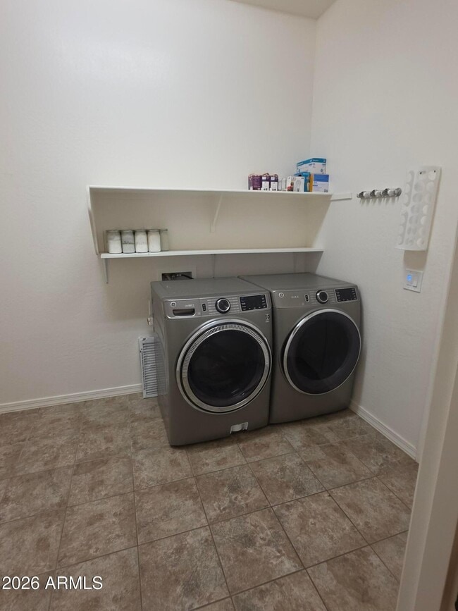 Building Photo - 10215 E Stealth Ave