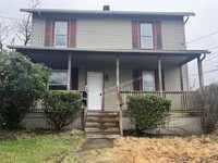 Building Photo - 76 2nd Ave