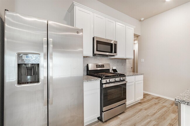 Building Photo - 445 Camas Creek Ln