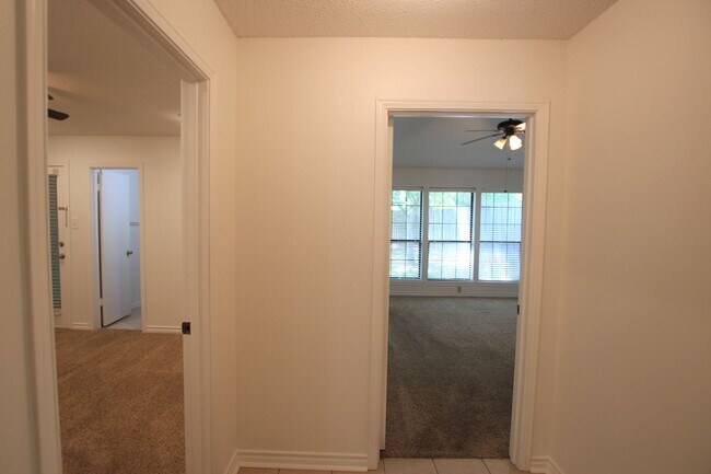 Building Photo - Available - Charming 2-bedroom, 2.5-bath townhome