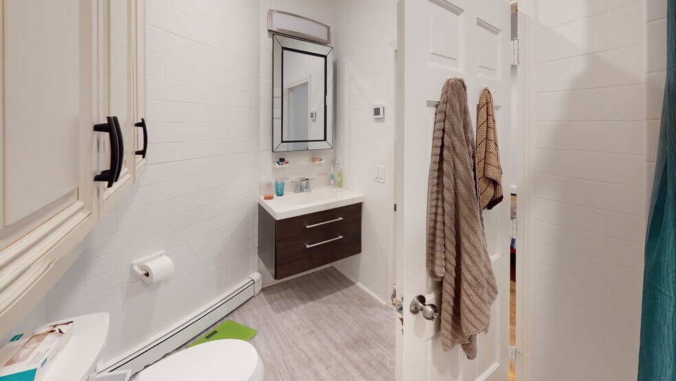 basement bathroom - full bath - 9 Ashton Pl