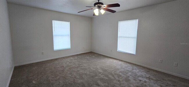 Building Photo - 6875 SE 52nd St