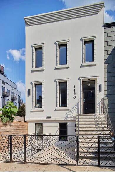 Building Photo - 1150 Lafayette Ave