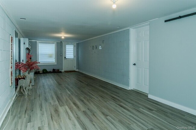 Building Photo - 1462 NY-17A