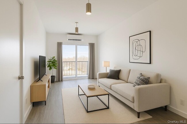 Building Photo - 356-370 Bayview Ave