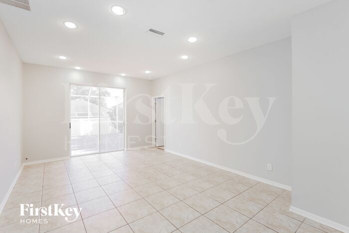 Building Photo - 10421 Goldenbrook Way