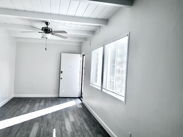 Living room - 8231 Camino Del Oro