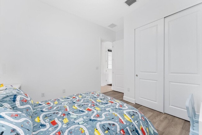 Building Photo - 5934 Buttonbush Dr