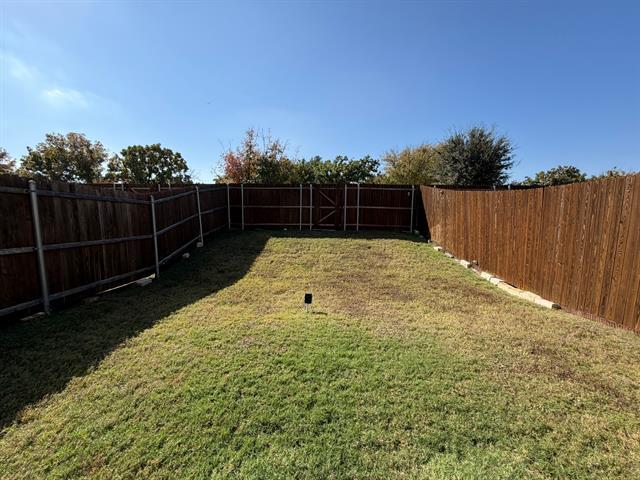 Building Photo - 624 Hutchinson Ln