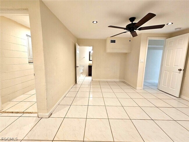 Building Photo - 1532 Veronica S Shoemaker Blvd