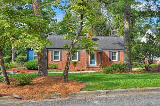 Building Photo - 2214 Breckenbridge Ave