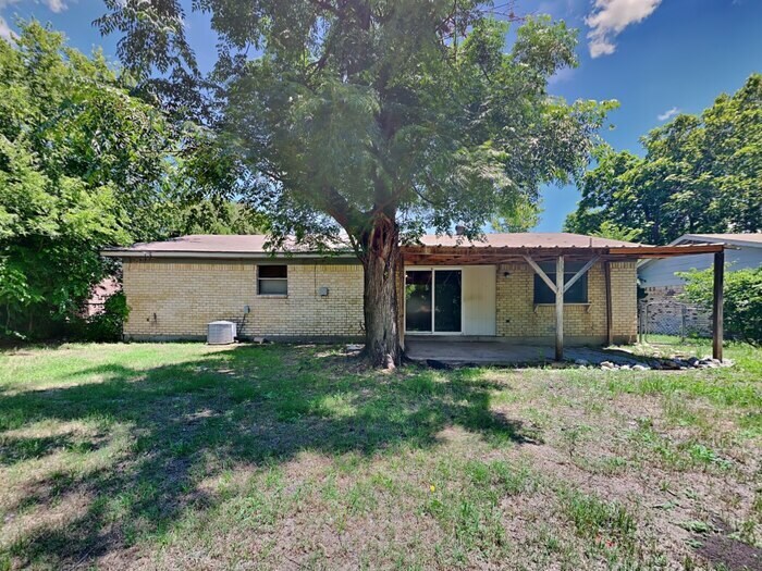 Building Photo - 1202 Neptune Dr