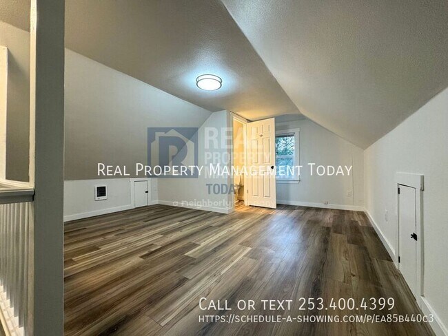 Building Photo - 3316 46th St E