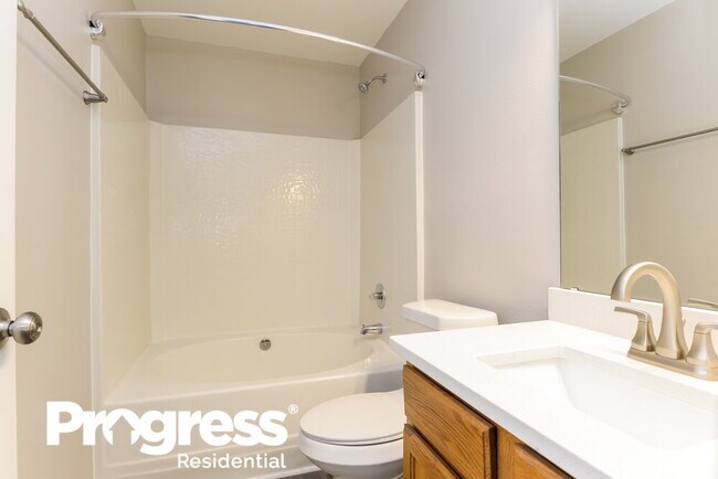 Building Photo - 10518 Glory Meadow Ct