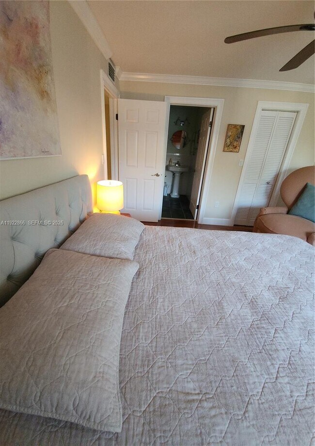 Building Photo - 9978 N Belfort Cir