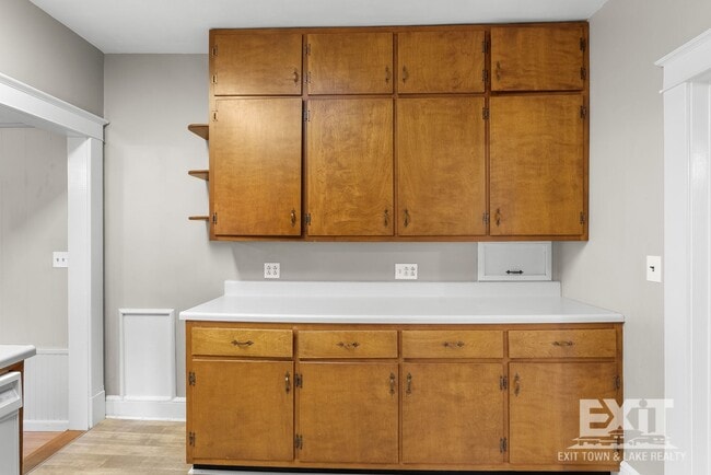 Building Photo - 3 Bedroom 1 Bathroom Home