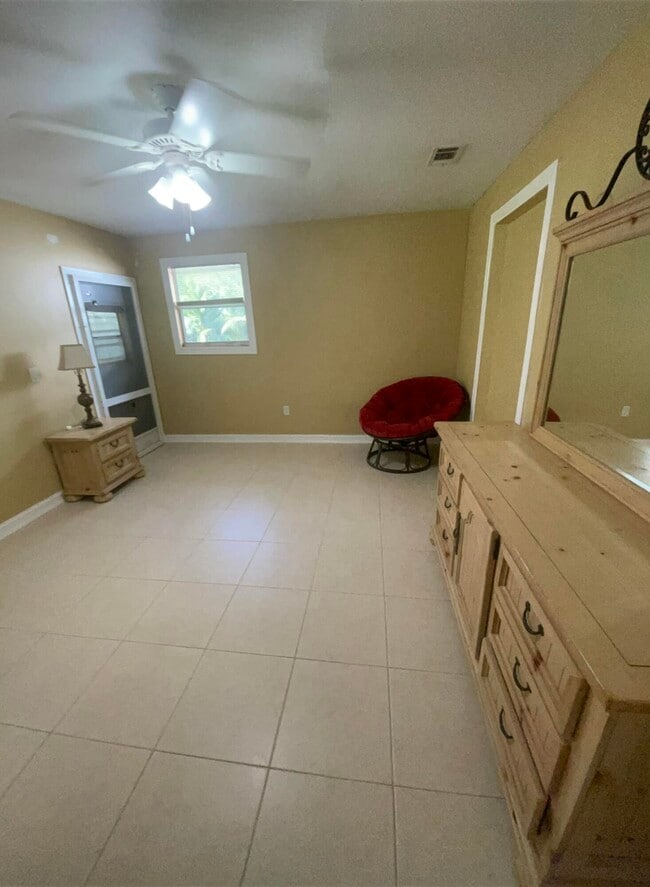 Building Photo - 15667 76th Rd N