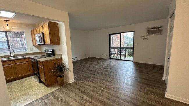 Building Photo - 413 Berkshire Dr