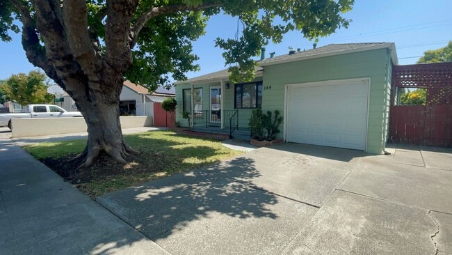 Building Photo - Beautiful Vallejo Home