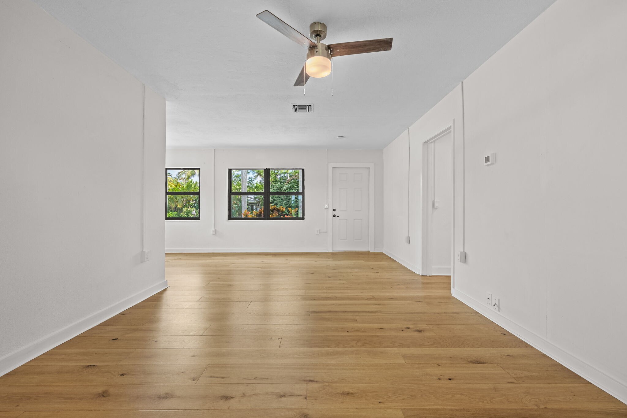 Building Photo - 1442 Olmeda Way