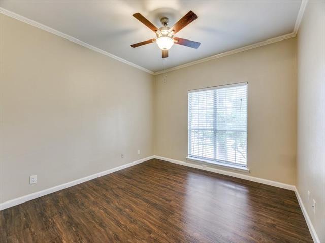 Building Photo - 8601 Park Ln