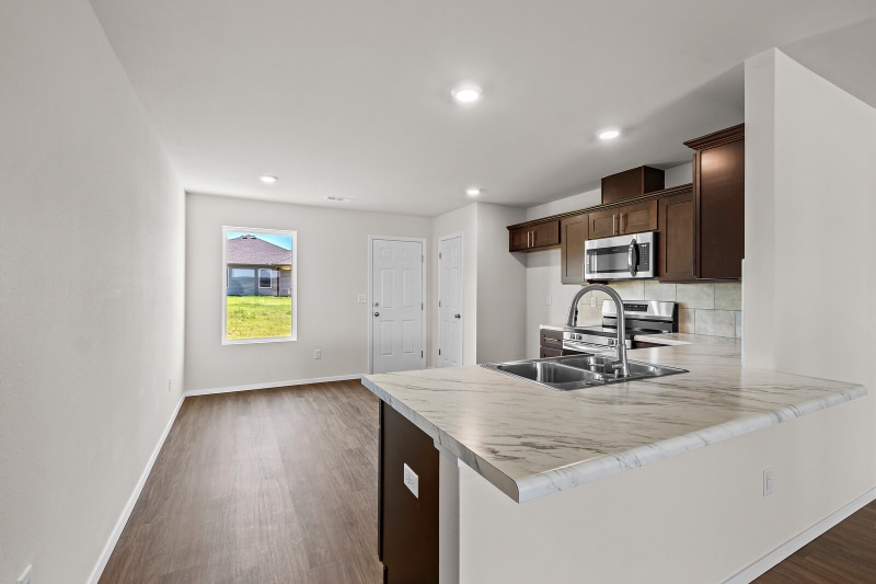 Building Photo - 2801 W McLaren Dr