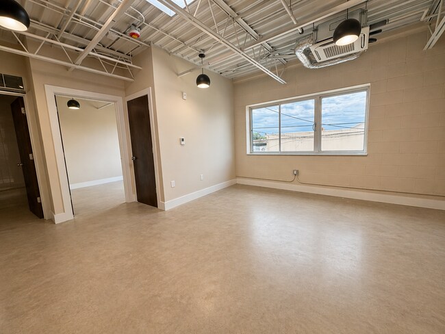 Building Photo - The Garden Lofts