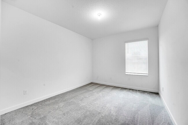 Building Photo - 3551 Angler Dr