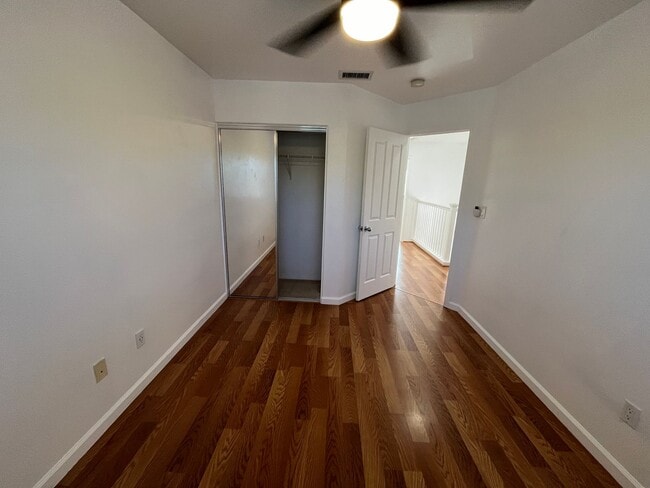 Building Photo - Spinnaker Place Townhomes (Ewa Beach) - 3 ...