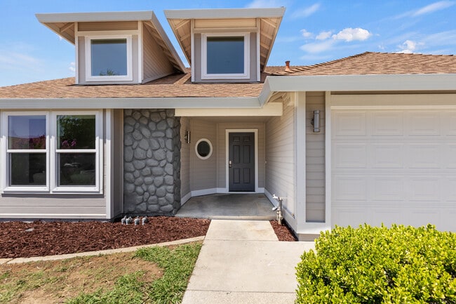 Building Photo - 8647 Cord Way
