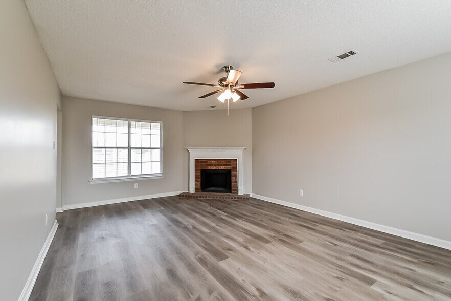 Building Photo - 6722 Finch Rd