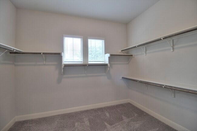 Building Photo - 3723 Las Casitas