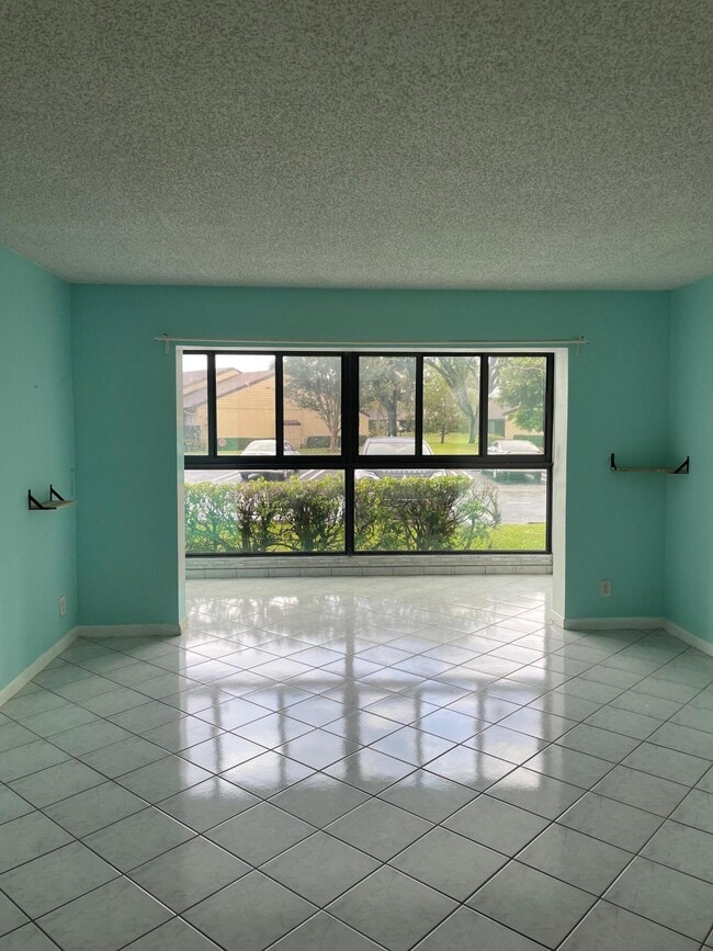 Building Photo - 603 Sea Pine Way