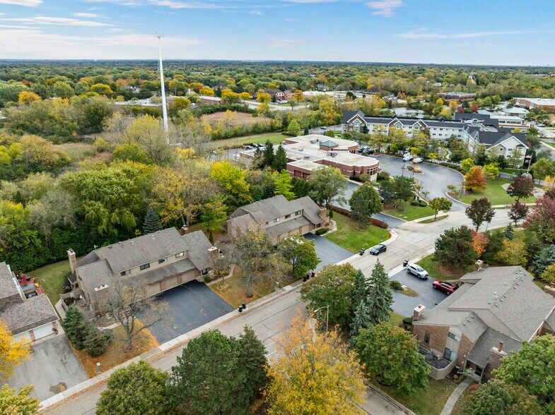 Building Photo - 136 Mohawk Trl