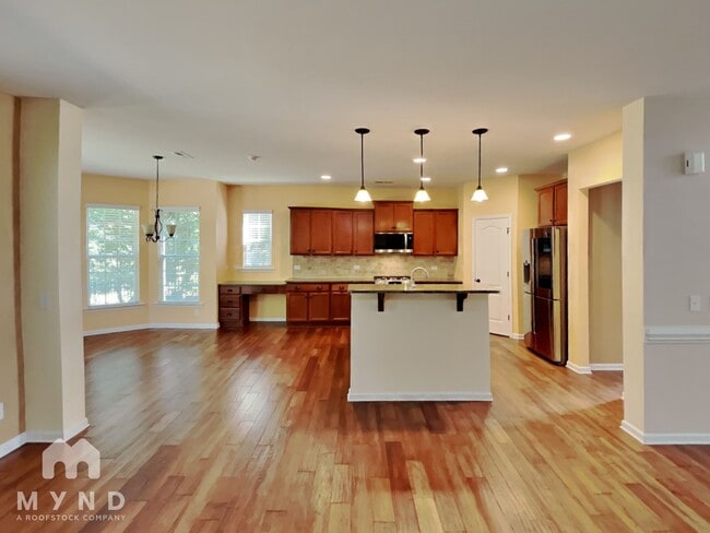 Building Photo - 9420 Ardrey Woods Dr