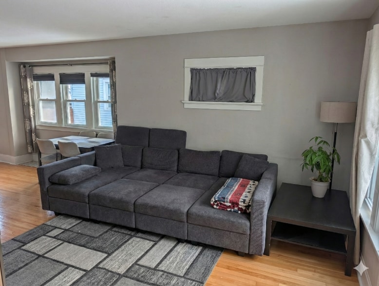 Building Photo - 6706 Vista Ave