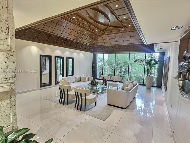 Building Photo - 3 Grove Isle Dr