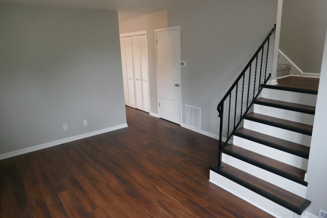 Living Room - 6808 Urbandale Ave