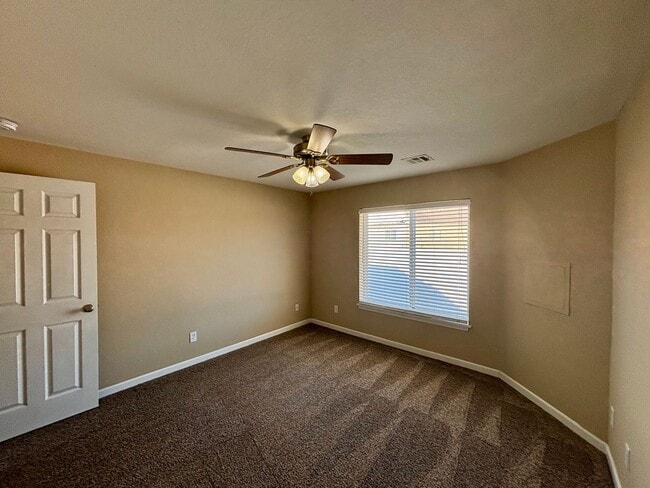 Building Photo - Feel Right at Home – Spacious 4 Bed / 3 Bath Duplex on Manhattan’s East Side