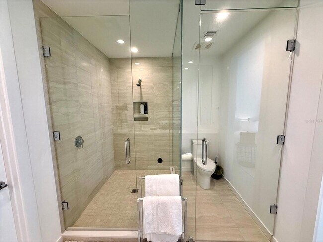 Building Photo - 301 Quay Cmn