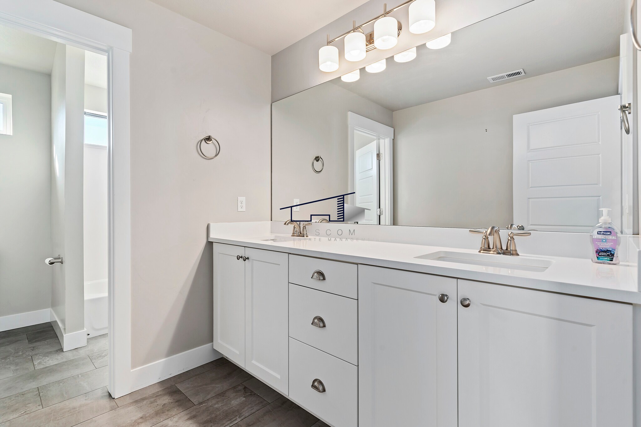 Building Photo - 369 W Clark Cir