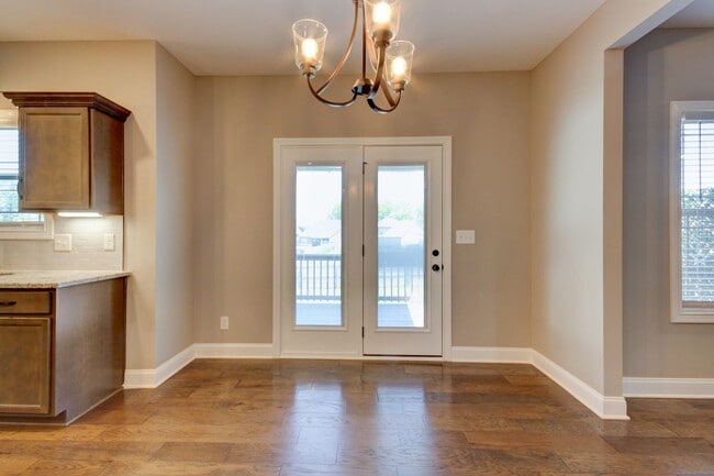 Building Photo - 332 Bluebriar Trc