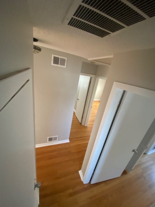 Building Photo - 607 N Kenilworth Ave