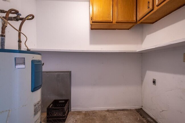 Building Photo - 9009 Sawtooth Ln