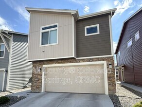 Building Photo - 7421 Marbled Wood Pt