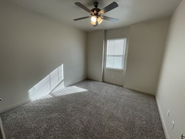 Building Photo - Newer Townhome Located South Of Town Near ...